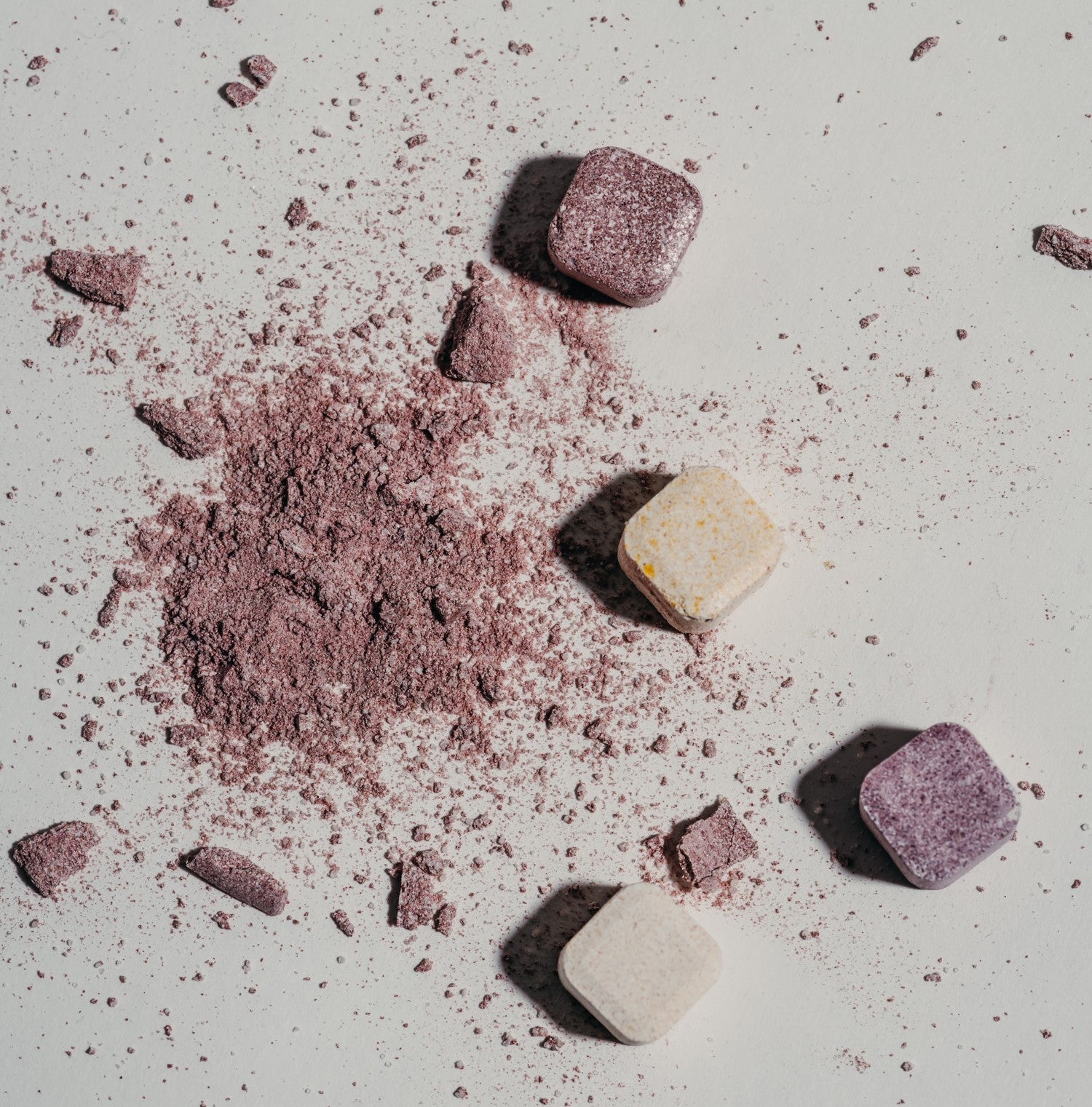 Fruit Powders, Extracts & Aromas – What’s the Difference?