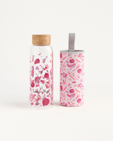 Edition Glass bottle with lid, featuring durable borosilicate glass, ideal for reducing ecological footprint and staying hydrated on the go.