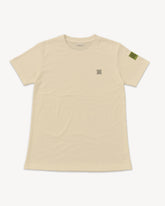 T-shirt off-white with logo design.