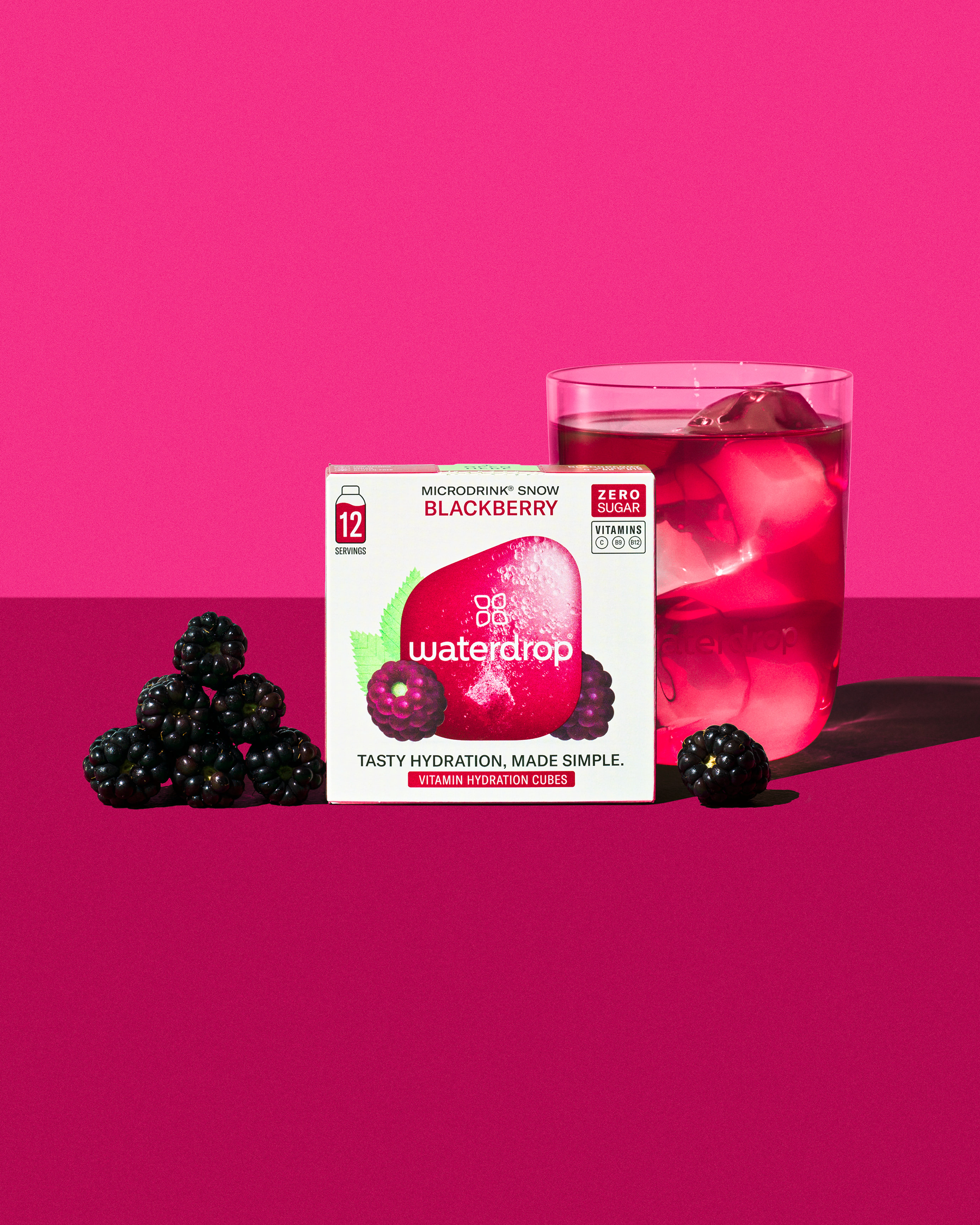 Waterdrop® x Ricola Exclusive Set: Blackberry vitamin cubes, drink, blackberries.